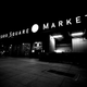 Illustration for article titled 19 Dazzling Photos Of Neon Signs